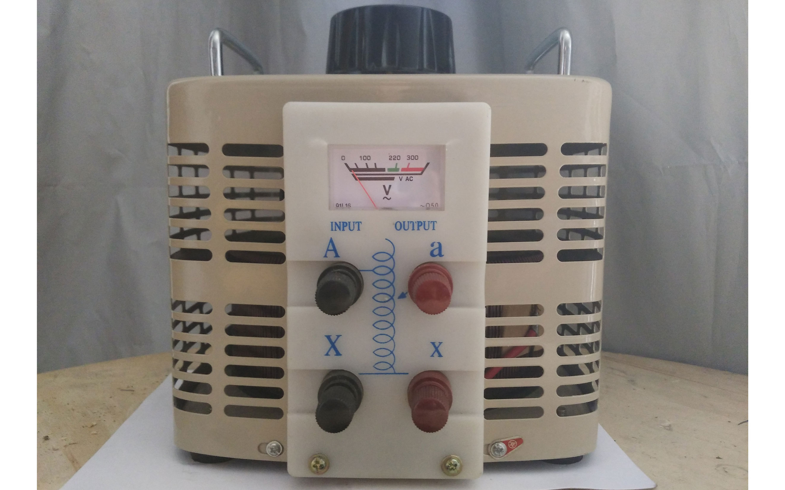 調(diào)壓變壓器-變壓調(diào)壓器