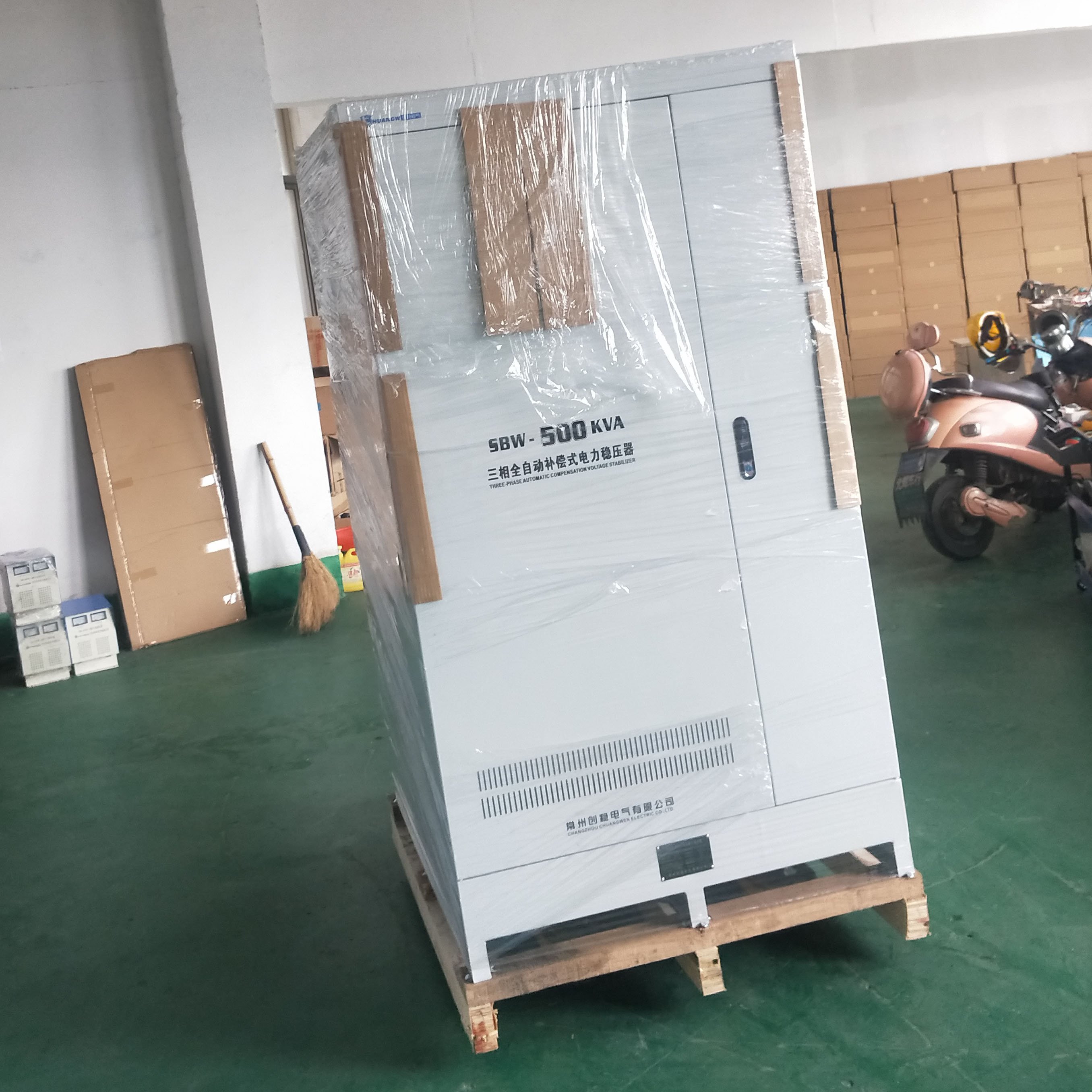 三相高精度穩壓器價格